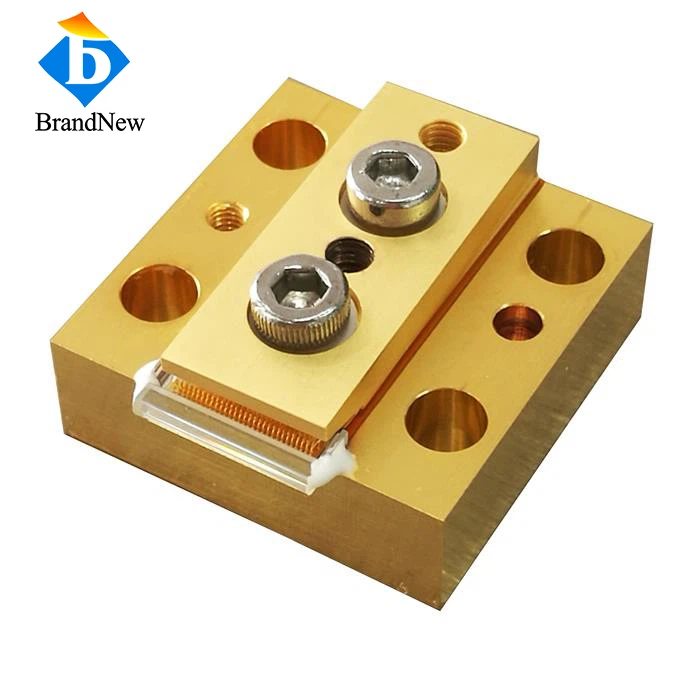 Μπάρα λέιζερ διόδου CS 50W 880nm με FAC